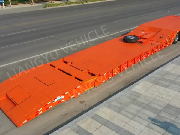 Folding neck trailer