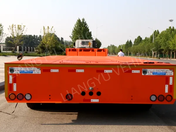 folding neck trailer details