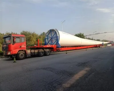 Remolque de transporte de cuchilla de turbina eólica